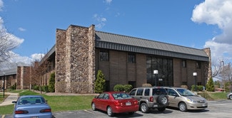 Plus de détails pour 2525 N 124th St, Brookfield, WI - Bureau à louer