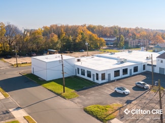 Plus de détails pour 2175 Spruce St, Ewing, NJ - Commerce de détail à vendre
