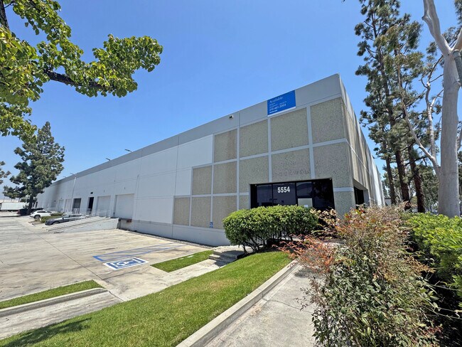 More details for 5530-5554 Bandini Blvd, Bell, CA - Industrial for Lease