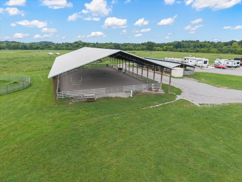 221 Eady Rd, Shelbyville, TN à vendre - Photo principale - Image 3 de 25