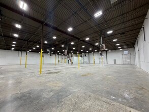 6481 Peachtree Industrial Blvd, Atlanta, GA à louer Photo intérieure- Image 1 de 6