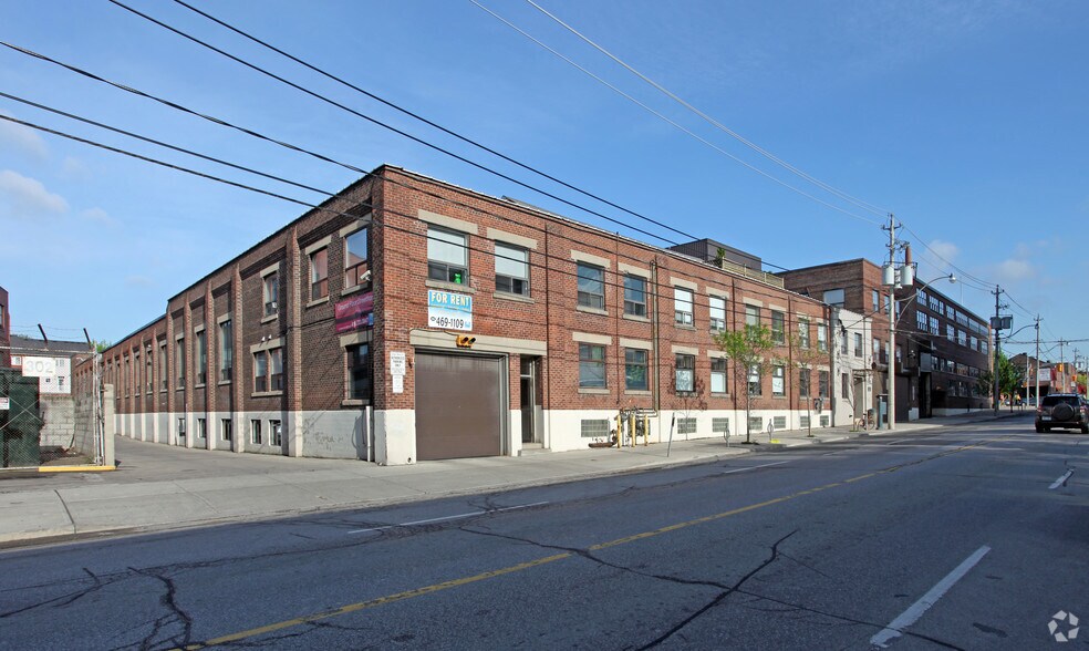 1159 Dundas St E, Toronto, ON for lease - Building Photo - Image 2 of 2