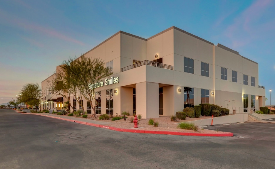 Fort Apache Corporate Center portfolio of 2 properties for sale on LoopNet.ca Building Photo- Image 1 of 8
