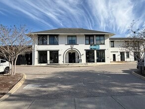 327 11th Ave N, Saint Petersburg, FL à louer Photo intérieure- Image 1 de 7