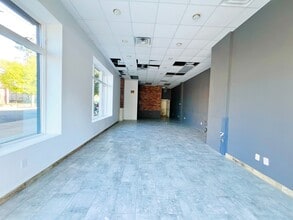 265-267 New Dorp Ln, Staten Island, NY for lease Interior Photo- Image 1 of 2