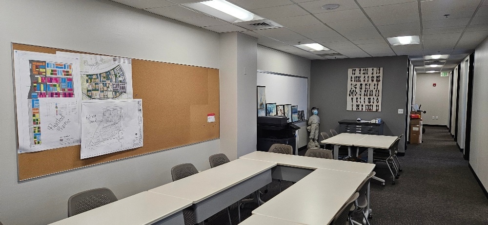 3033 S Parker Rd, Aurora, CO for lease Interior Photo- Image 1 of 10