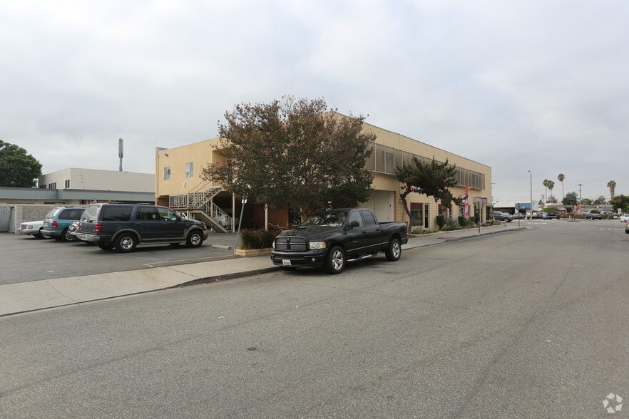 11401 Valley Blvd, El Monte, CA for lease - Building Photo - Image 3 of 7