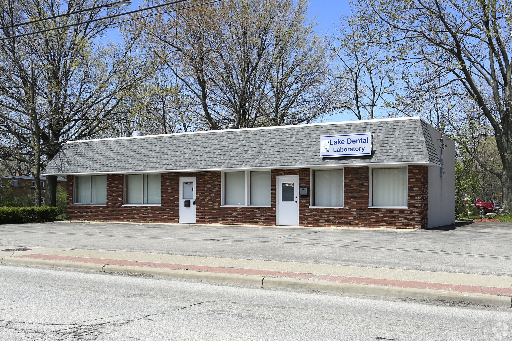 33301 Vine St, Eastlake, OH for sale Primary Photo- Image 1 of 1