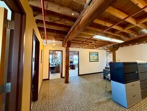 1525 W Homer St, Chicago, IL for lease Interior Photo- Image 1 of 24