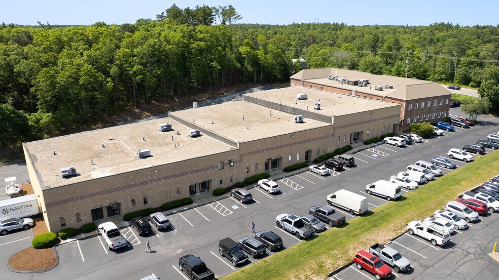 118 Long Pond Rd, Plymouth, MA à louer - Photo du bâtiment - Image 3 de 18