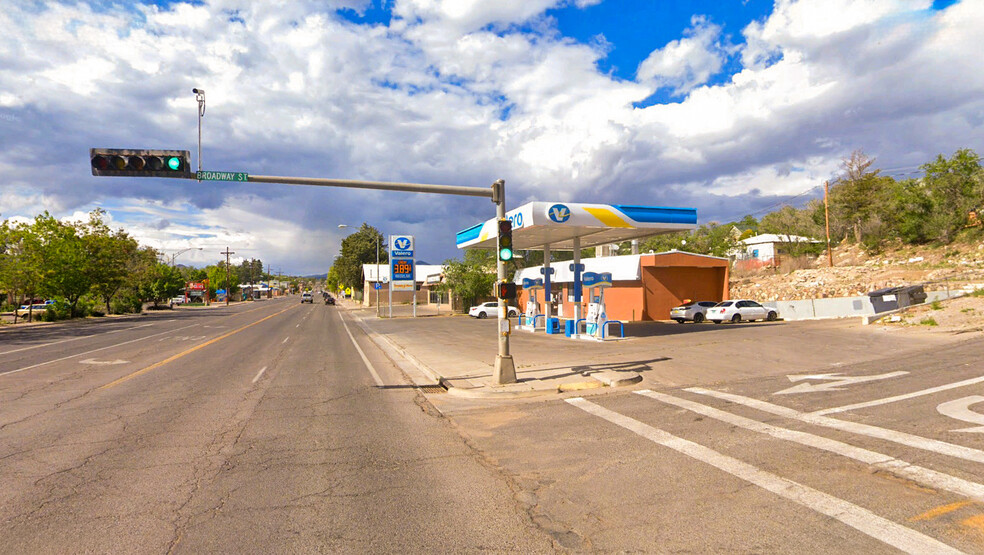 206 N Hudson St, Silver City, NM for sale - Building Photo - Image 2 of 8