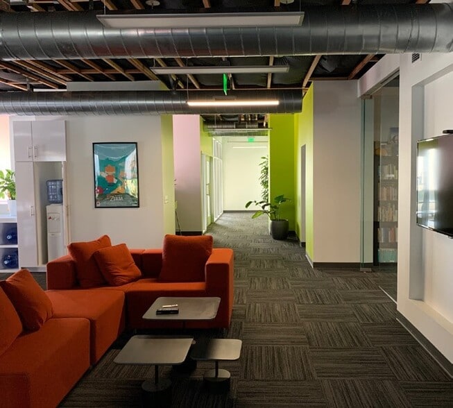 100 W Rincon Ave, Campbell, CA for lease - Interior Photo - Image 2 of 5