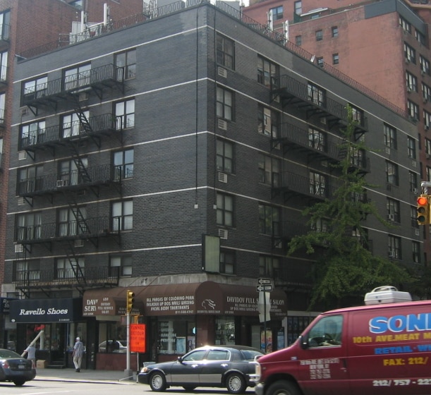 238 E 36th St, New York, NY for lease - Building Photo - Image 2 of 3