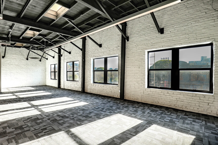 1062 Folsom St, San Francisco, CA for lease - Building Photo - Image 3 of 8