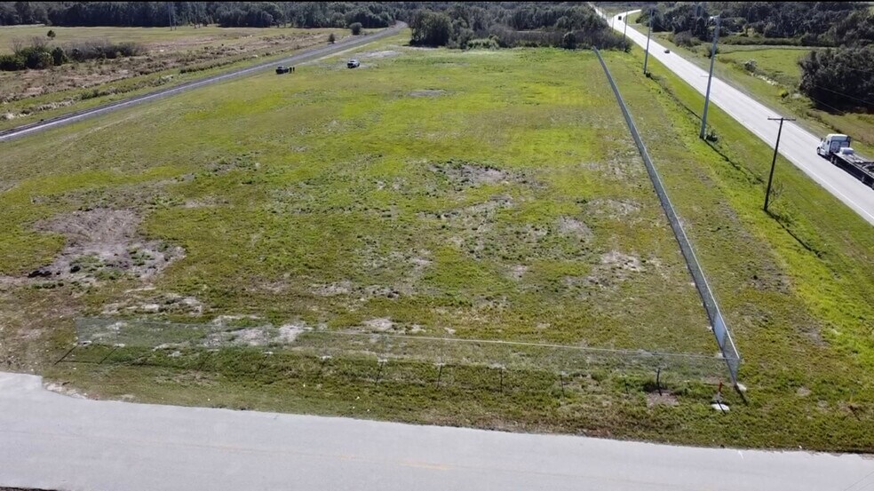 2606 Cozart Rd., Mulberry, FL à louer - Photo du bâtiment - Image 2 de 2