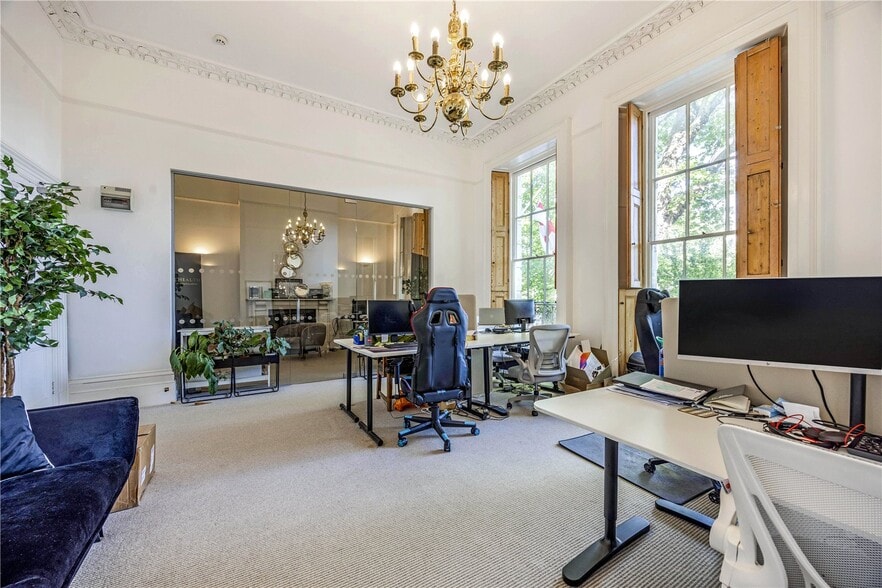 121 Promenade, Cheltenham à vendre - Photo intérieure - Image 3 de 9