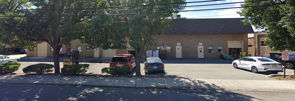 88 Portland Ave, Bergenfield, NJ for lease - Building Photo - Image 2 of 2