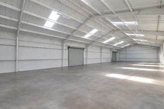 3826 W Navy Blvd, Pensacola, FL for lease Interior Photo- Image 2 of 3