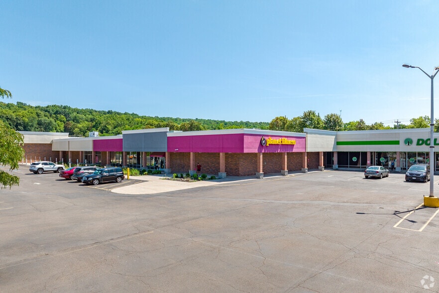 5957-6003 S Salina St, Syracuse, NY for lease - Primary Photo - Image 1 of 6