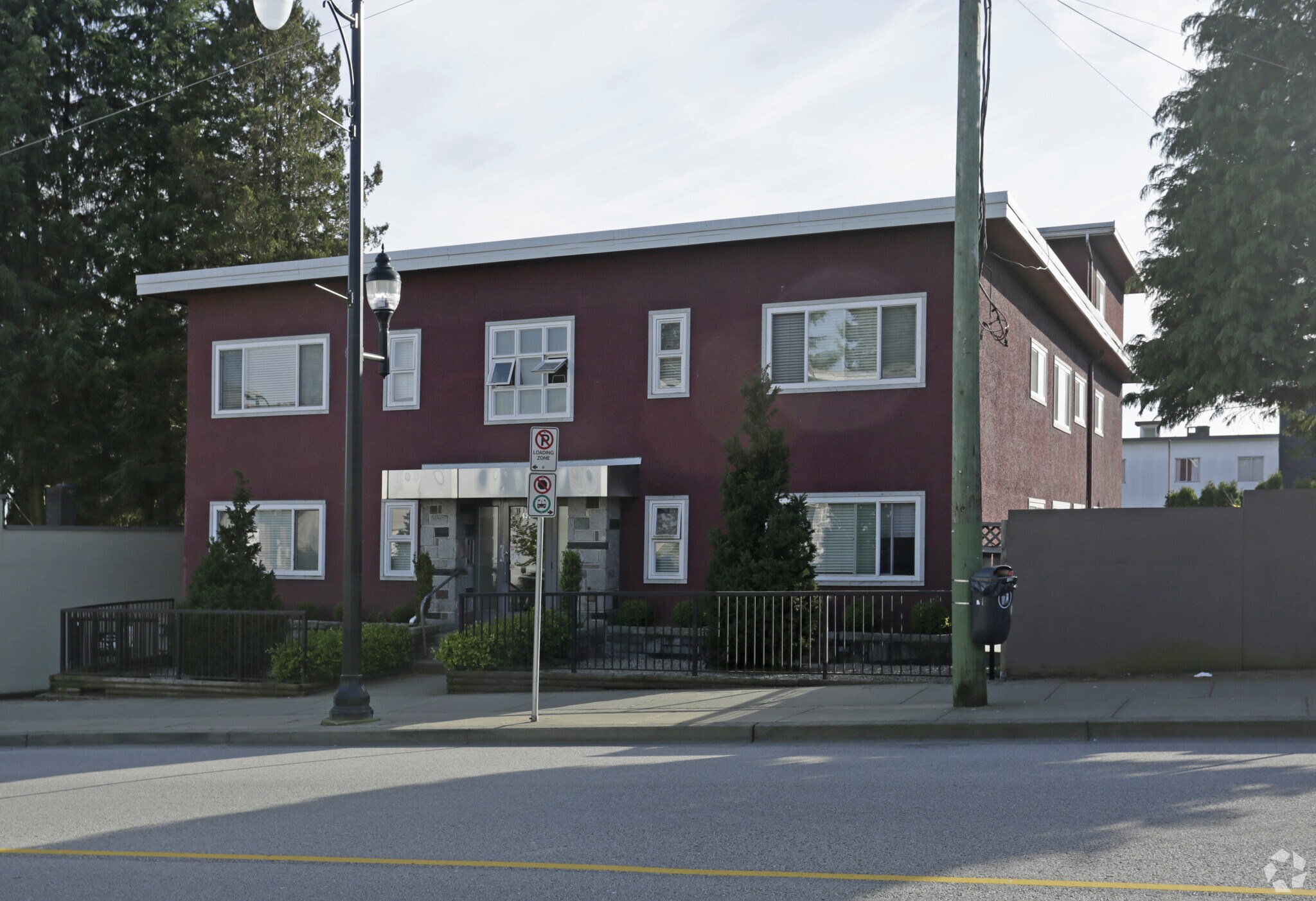634 12th St, New Westminster, BC à vendre Photo principale- Image 1 de 1