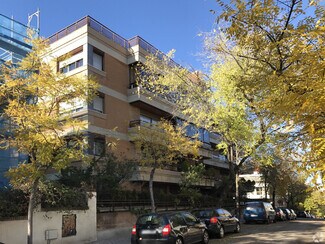 Plus de détails pour Calle de Daniel Urrabieta, 7, Madrid - Multi-résidentiel à vendre