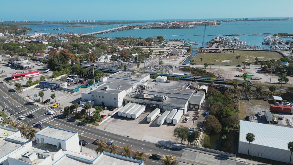 330 N US Highway 1, Fort Pierce, FL for sale - Commercial Listing Video - Image 3 of 19