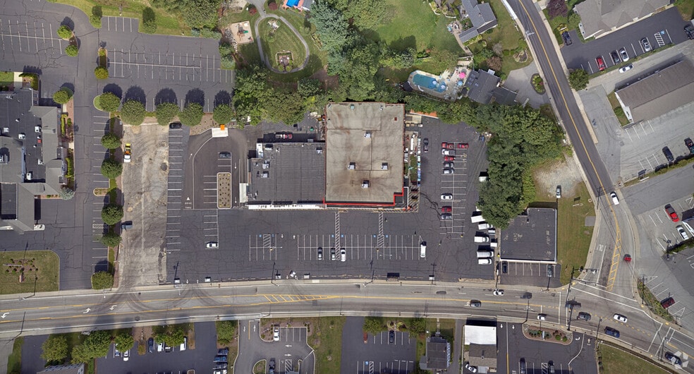 633-639 Putnam Pike, Smithfield, RI for lease - Aerial - Image 3 of 3