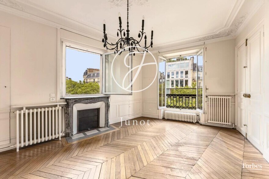 Bureau dans Paris à vendre - Photo du bâtiment - Image 2 de 34