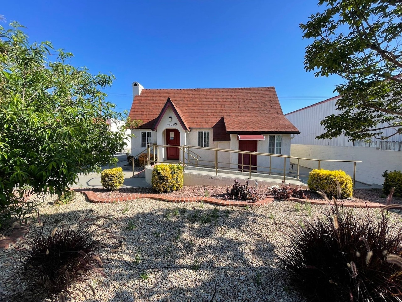 9804 Foothill Blvd, Rancho Cucamonga, CA for lease Primary Photo- Image 1 of 15