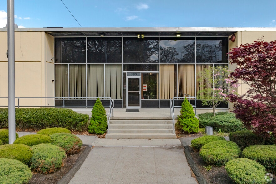 380 Horace St, Bridgeport, CT for lease - Building Photo - Image 3 of 13