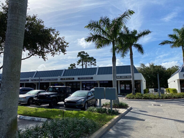 9089-9091 N Military Trl, Palm Beach Gardens, FL à louer - Photo du bâtiment - Image 2 de 7