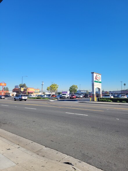 14425 Prairie Ave, Lawndale, CA à vendre - Autre - Image 2 de 27