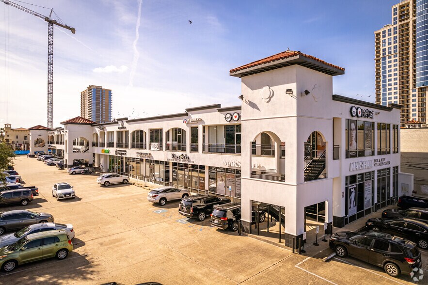 510-550 Waugh Dr, Houston, TX for lease - Building Photo - Image 2 of 3