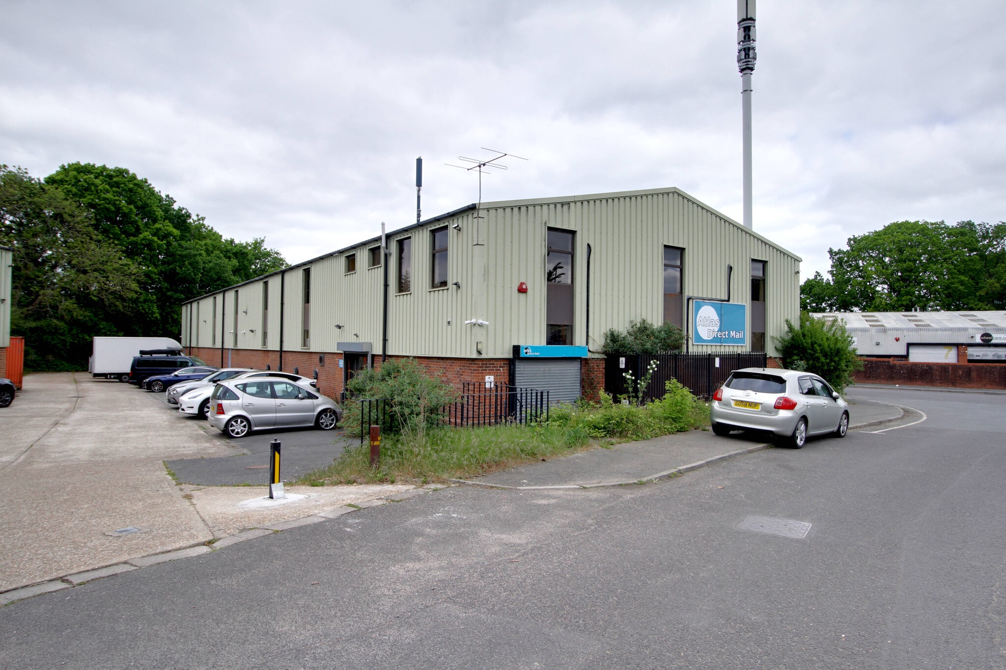 Marchants Way, Burgess Hill for lease Building Photo- Image 1 of 4