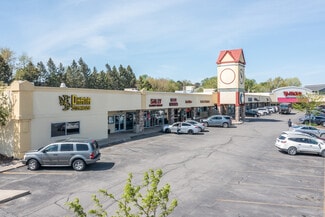 More details for 2900 University Ave, West Des Moines, IA - Retail for Lease