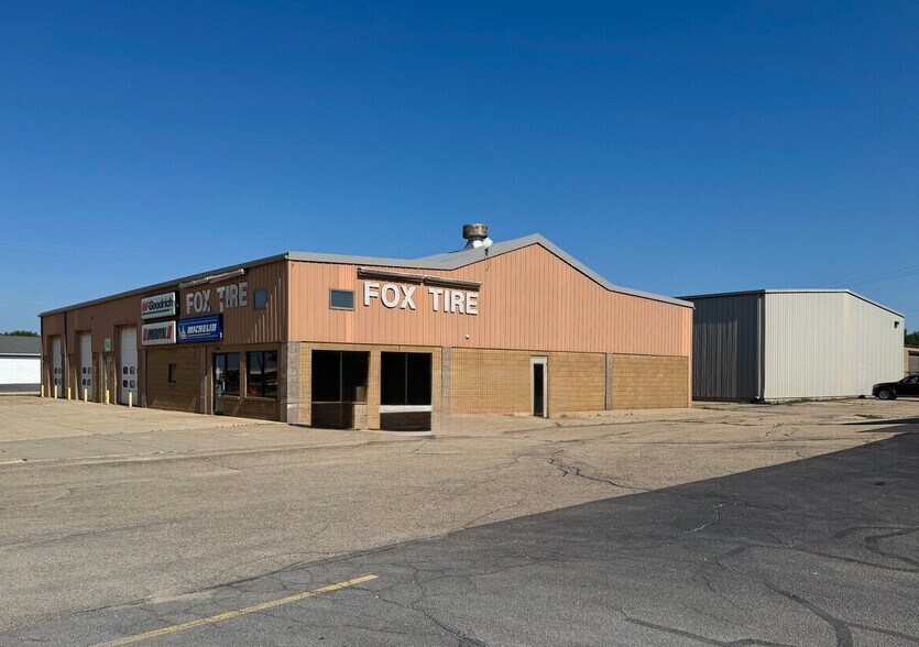 1164 Valley Rd, Appleton, WI à vendre - Photo du bâtiment - Image 2 de 14