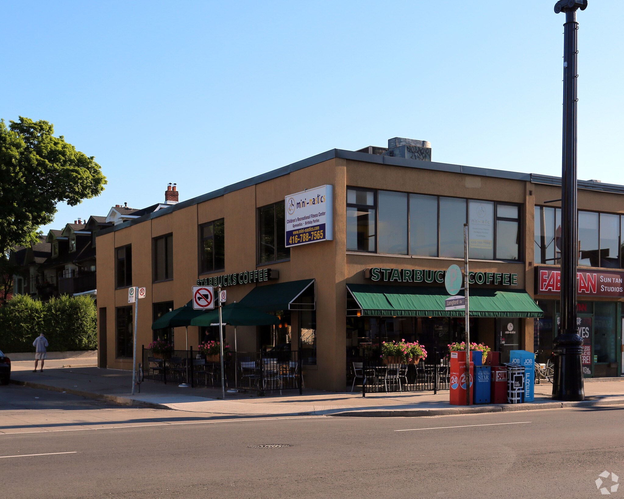 842 Danforth Ave, Toronto, ON à vendre Photo principale- Image 1 de 1