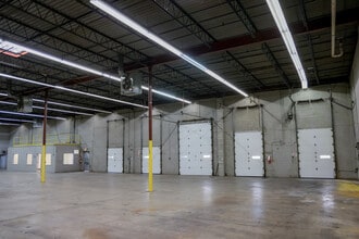 135 W Commercial Ave, Moonachie, NJ for lease Interior Photo- Image 1 of 5