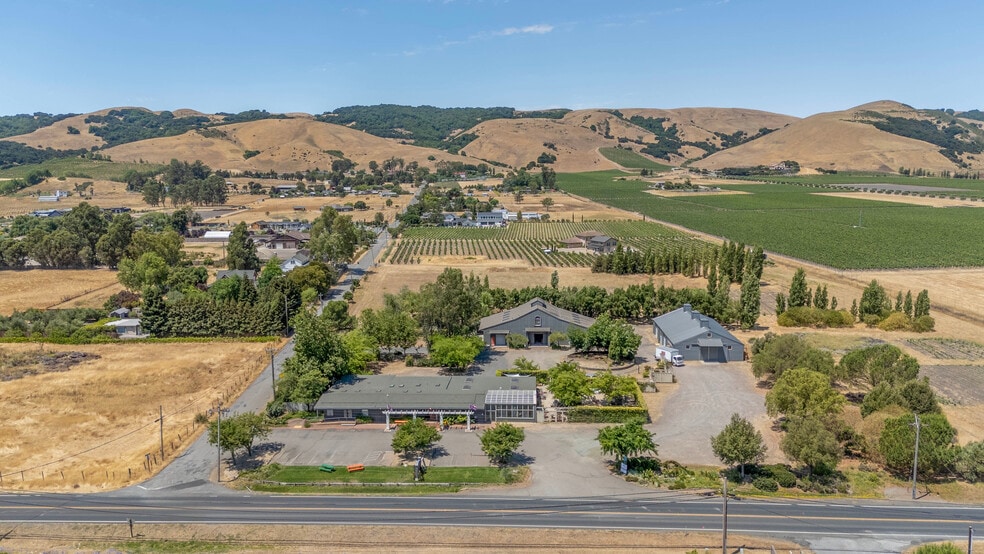 23999 Arnold Dr, Sonoma, CA for sale - Building Photo - Image 1 of 19