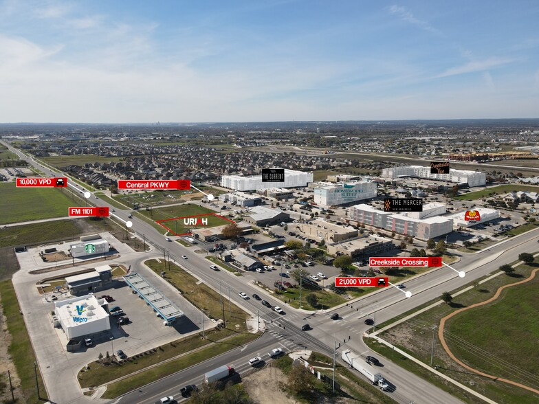 0.55 on FM 1101, New Braunfels, TX à vendre - Photo du bâtiment - Image 2 de 4