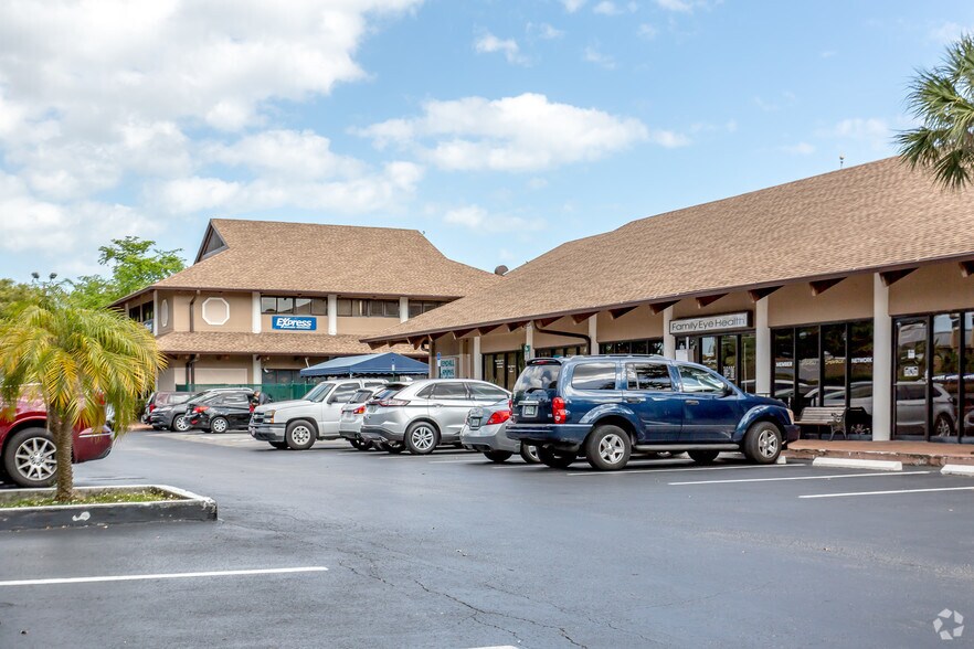 10471 N Kendall Dr, Miami, FL for lease - Building Photo - Image 2 of 66