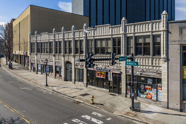 Plus de détails pour 38-48 N Main St, Norwalk, CT - Commerce de détail à louer
