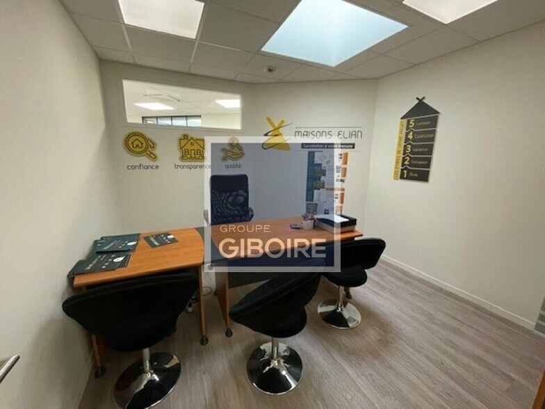 Office in Cesson-Sévigné for lease - Interior Photo - Image 3 of 5
