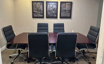 9366-9386 Montgomery Rd, Cincinnati, OH for lease Interior Photo- Image 2 of 5