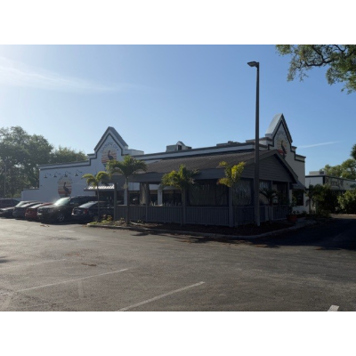 4351 4th St N, Saint Petersburg, FL à louer - Photo du bâtiment - Image 2 de 4