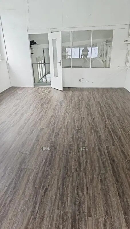 Flex in Corbeil-Essonnes for lease Interior Photo- Image 1 of 5