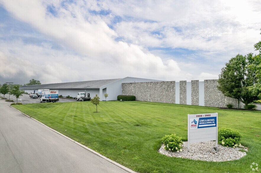 3908-3982 Image Dr, Dayton, OH à louer - Photo du bâtiment - Image 2 de 6