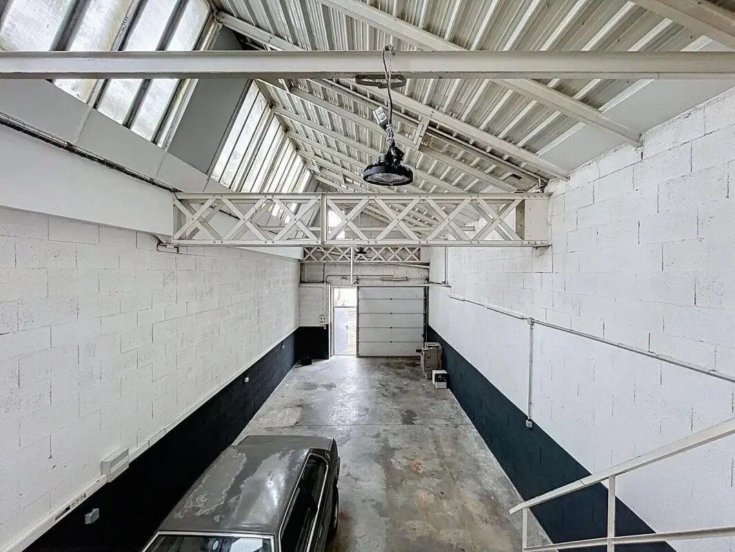 195 Avenue Francis De Pressensé, Vénissieux for lease Interior Photo- Image 1 of 5