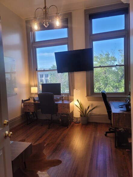 1 E Center St, Provo, UT à vendre - Photo du bâtiment - Image 2 de 25