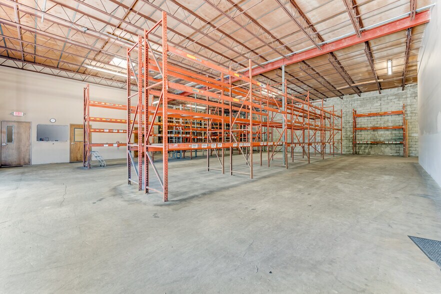 1740 Segrave St, Daytona Beach, FL à louer - Photo du bâtiment - Image 3 de 11